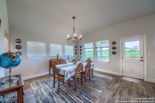 Listing photo id 11 for 14815 Highdere