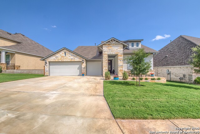 Listing photo id 0 for 14815 Highdere