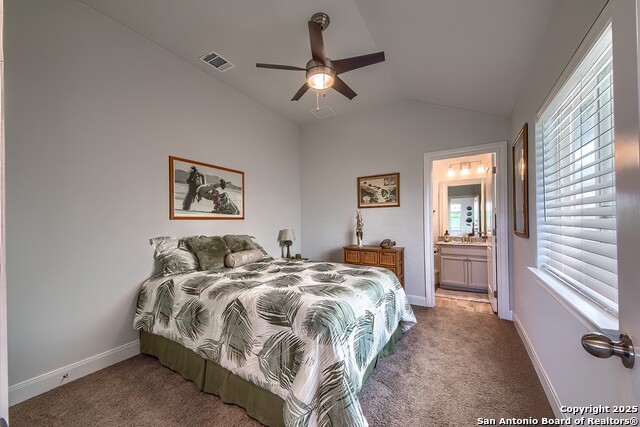Listing photo id 18 for 14815 Highdere