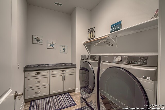 Listing photo id 21 for 14815 Highdere