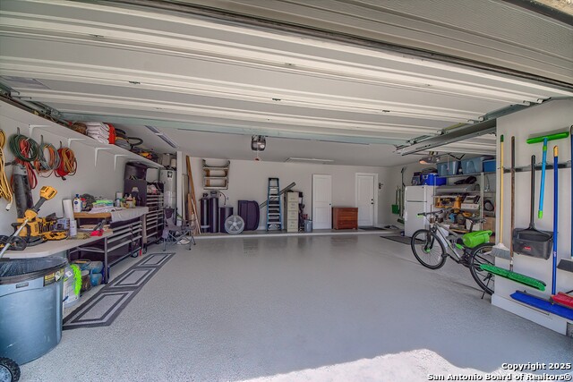 Listing photo id 26 for 14815 Highdere