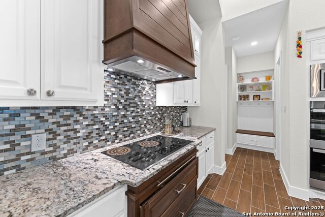 Image 11 of 57 For 444 Westmont