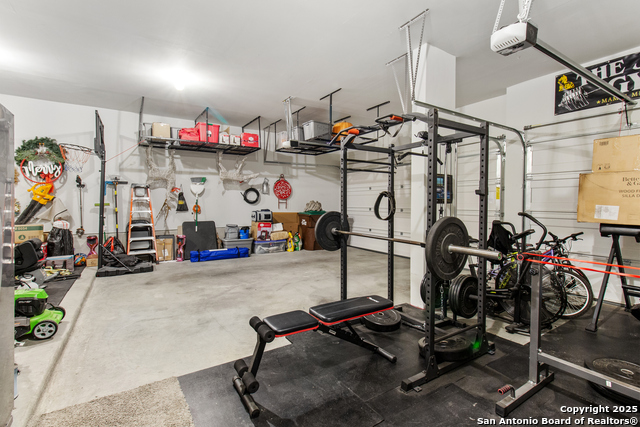 Listing photo id 8 for 12815 Fort Belknap