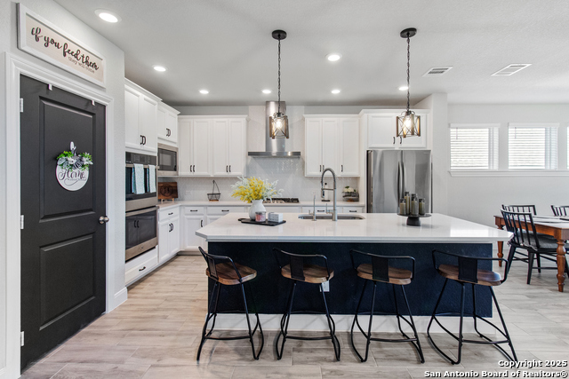 Listing photo id 10 for 12815 Fort Belknap