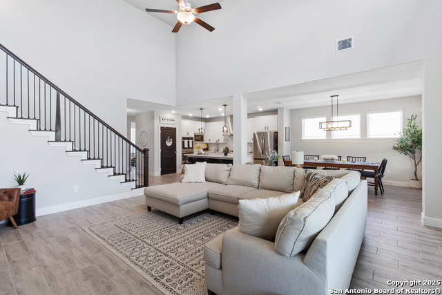 Listing photo id 17 for 12815 Fort Belknap