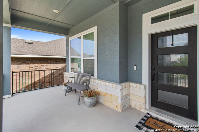 Listing photo id 2 for 12815 Fort Belknap