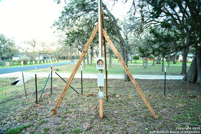 Image 4 of 7 For 6321 Circle Oak Dr