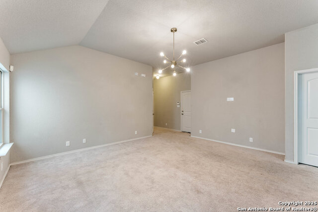 Listing photo id 3 for 7226 Sunny Day