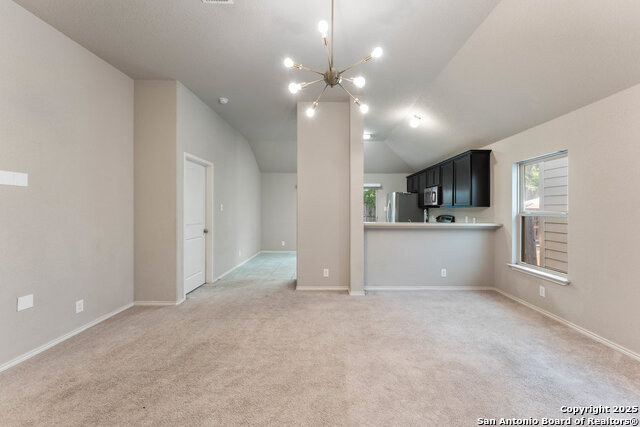 Listing photo id 4 for 7226 Sunny Day