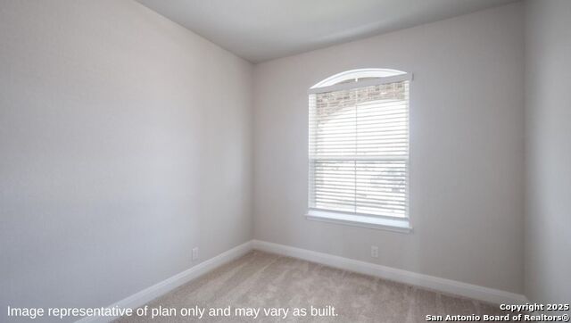 Image 33 of 40 For 21055 Millstream Bend
