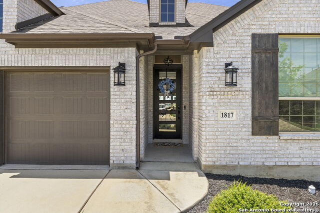 Image 4 of 50 For 1817 Delafield