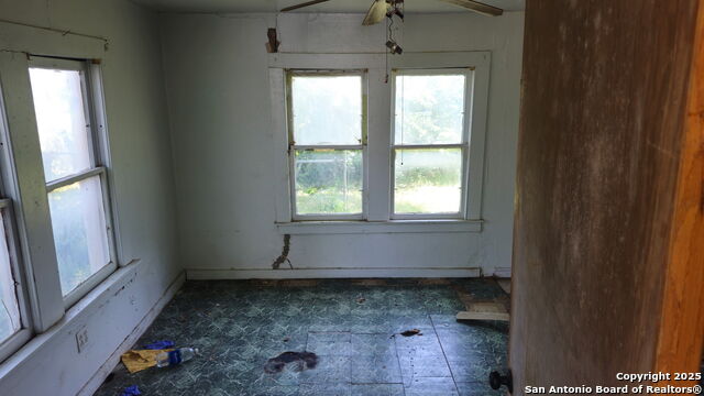 Image 6 of 11 For 331 San Gabriel S