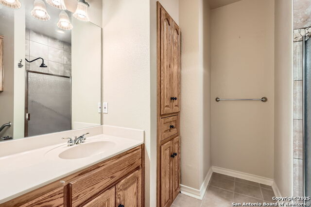 Image 18 of 31 For 5718 Elam Way