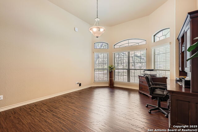 Image 7 of 31 For 5718 Elam Way