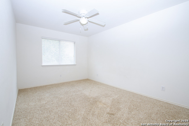 Image 15 of 30 For 8219 Wayside Crk