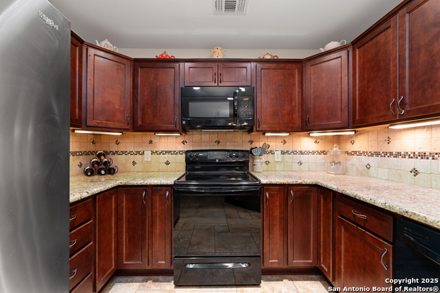 Image 10 of 32 For 6431 Brookway