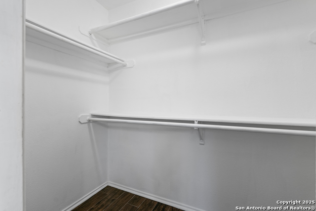 Image 17 of 32 For 6431 Brookway