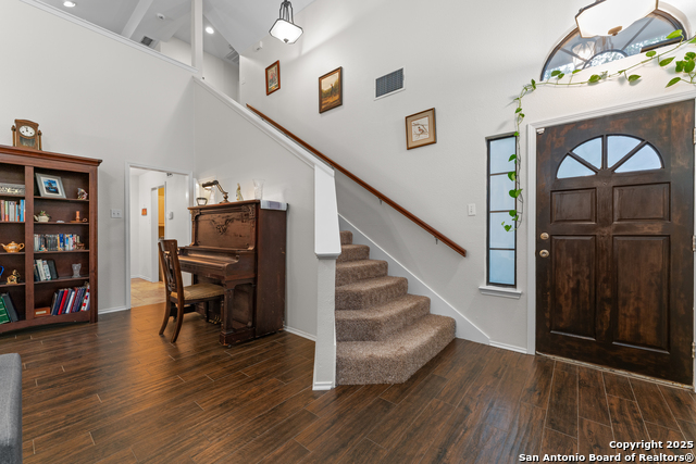 Image 18 of 32 For 6431 Brookway