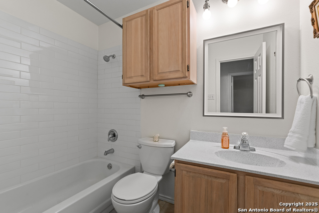Image 25 of 32 For 6431 Brookway