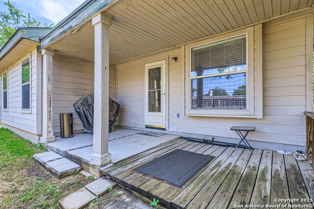 Listing photo id 21 for 9215 Granberry