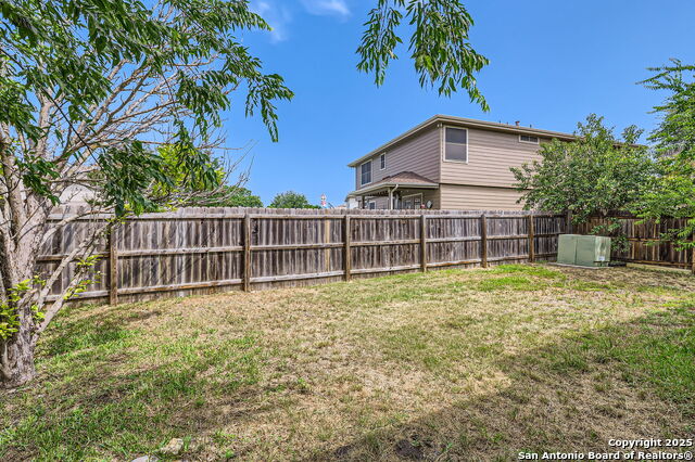 Listing photo id 23 for 9215 Granberry