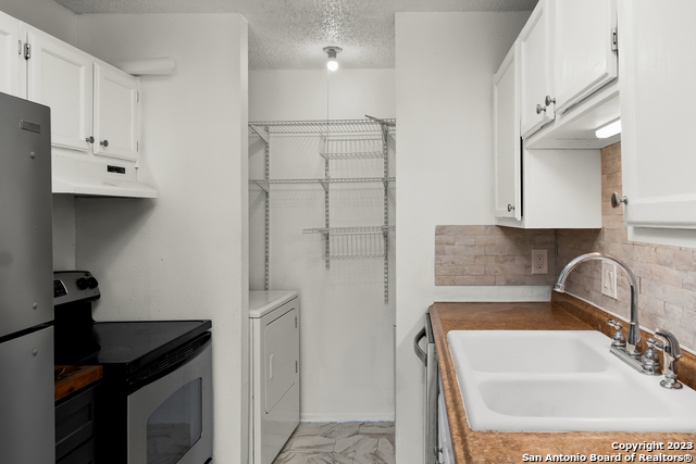 Listing photo id 12 for 6248 Valley Queen