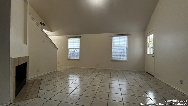 Listing photo id 8 for 9411 Gillcross Way