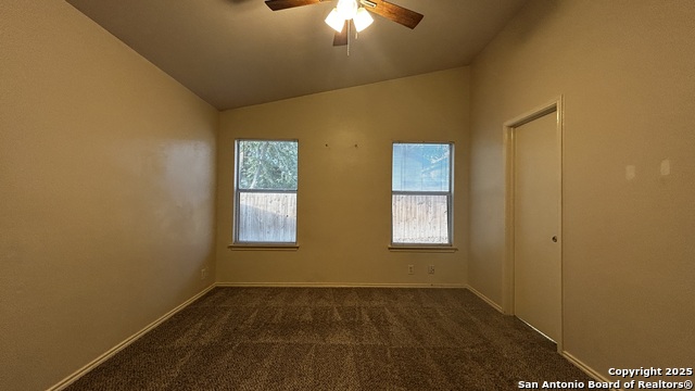 Listing photo id 10 for 9411 Gillcross Way
