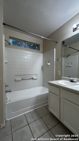 Listing photo id 13 for 9411 Gillcross Way