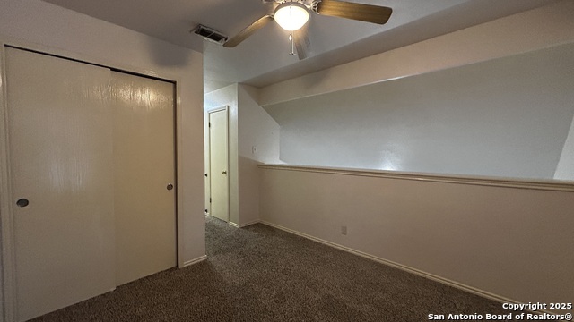 Listing photo id 17 for 9411 Gillcross Way