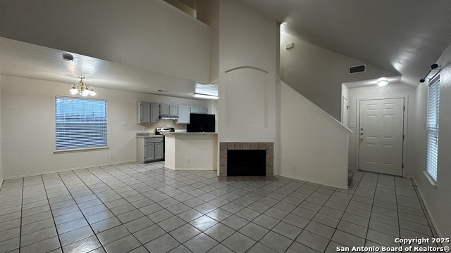 Listing photo id 1 for 9411 Gillcross Way