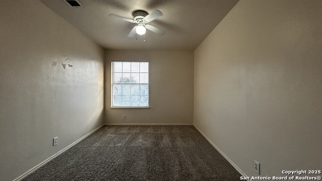 Listing photo id 29 for 9411 Gillcross Way