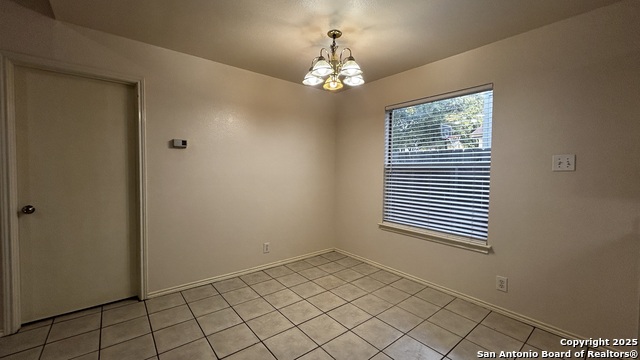 Listing photo id 4 for 9411 Gillcross Way