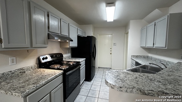 Listing photo id 6 for 9411 Gillcross Way