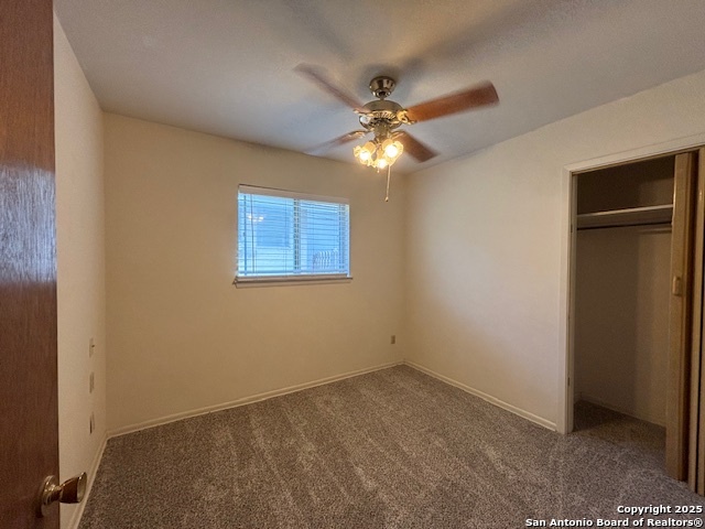 Listing photo id 13 for 4126 Monaco Dr