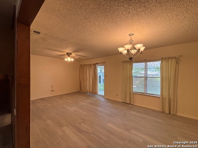 Listing photo id 16 for 4126 Monaco Dr