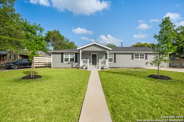 Details for 108 Bryn Mawr Dr, San Antonio, TX 78209