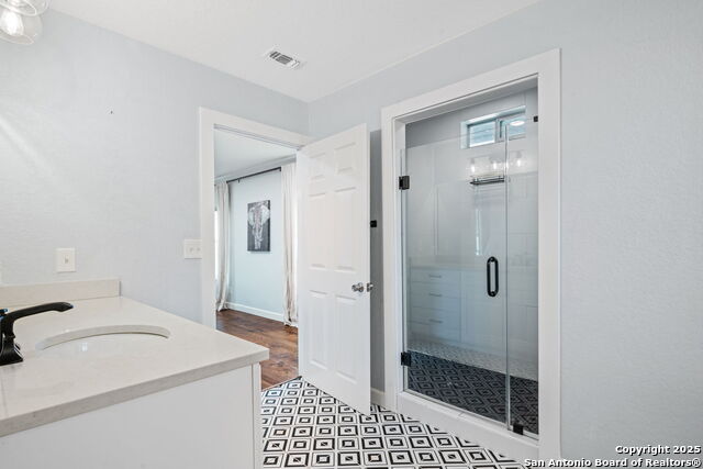 Image 17 of 29 For 108 Bryn Mawr Dr