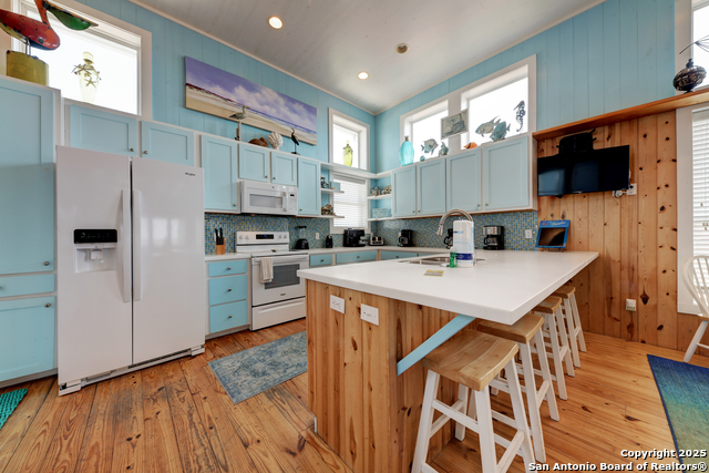 Listing photo id 7 for 2525 11th St S 66