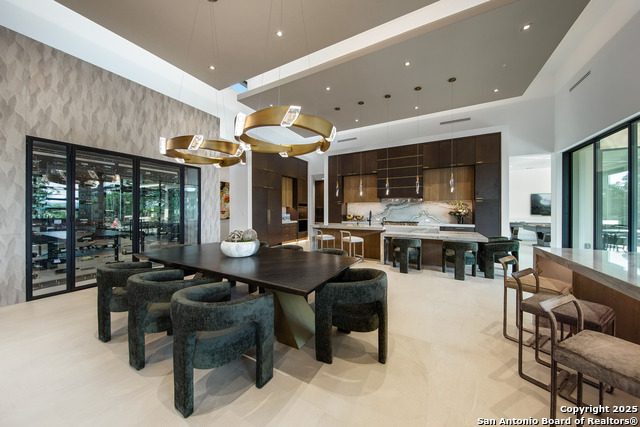 Listing photo id 9 for 24607 Cliff Line