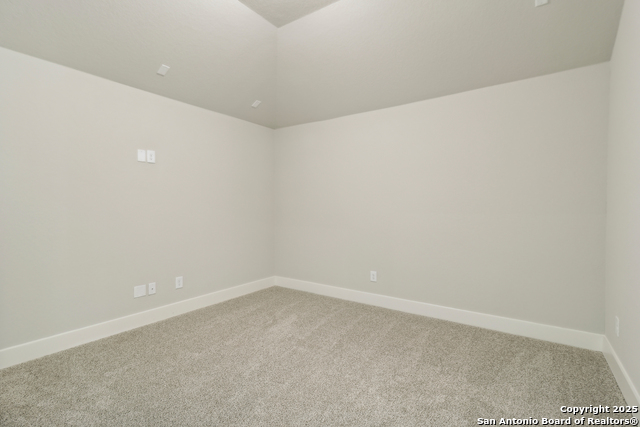 Listing photo id 22 for 1411 Arcas Way