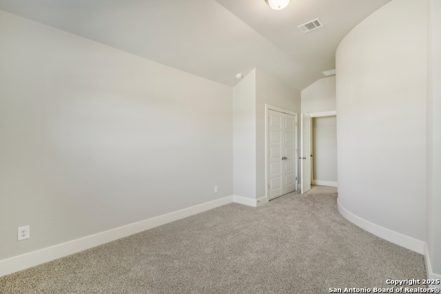 Listing photo id 25 for 1411 Arcas Way