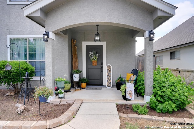 Listing photo id 4 for 103 Stone Creek Dr