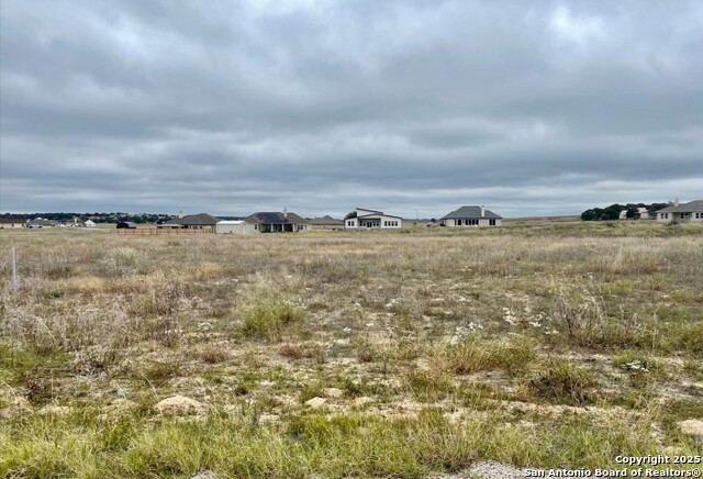 Listing photo id 13 for 222 Colonial