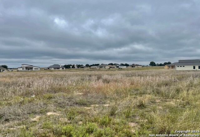 Listing photo id 15 for 222 Colonial