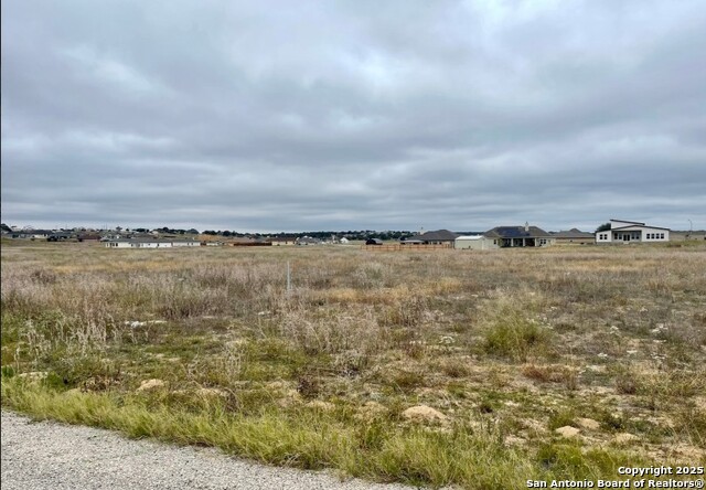 Listing photo id 16 for 222 Colonial