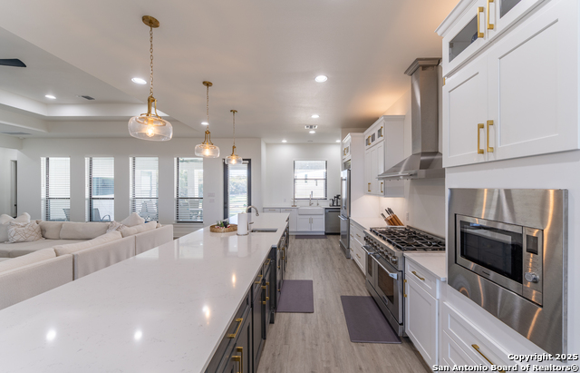 Listing photo id 20 for 222 Colonial