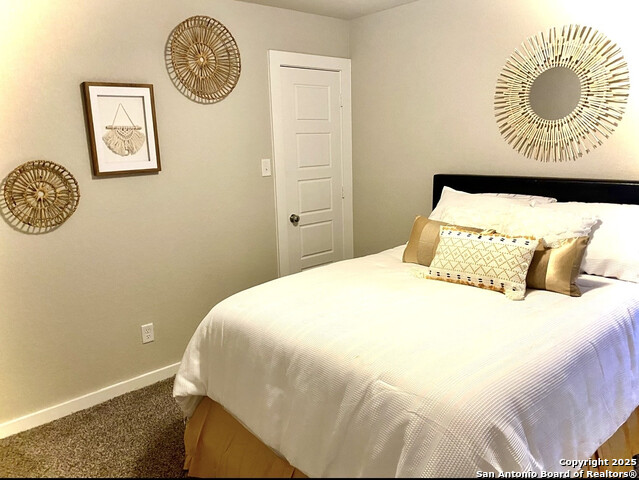 Listing photo id 20 for 7003 Emerald Valley