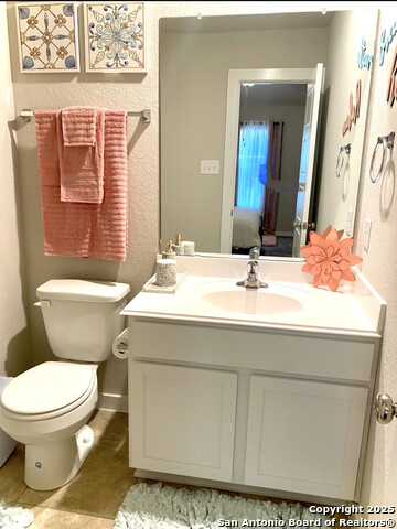 Listing photo id 26 for 7003 Emerald Valley