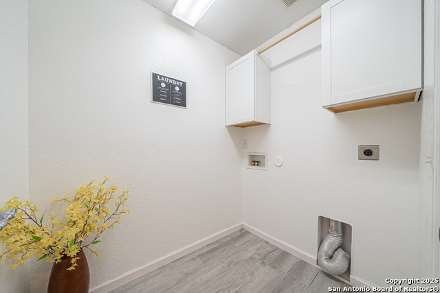 Listing photo id 8 for 3407 Maguey Trl